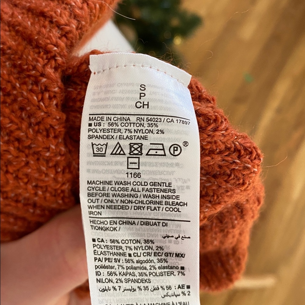 Old Navy Rib-Knit Quarter Zip Rust Color - Picture 5 of 5